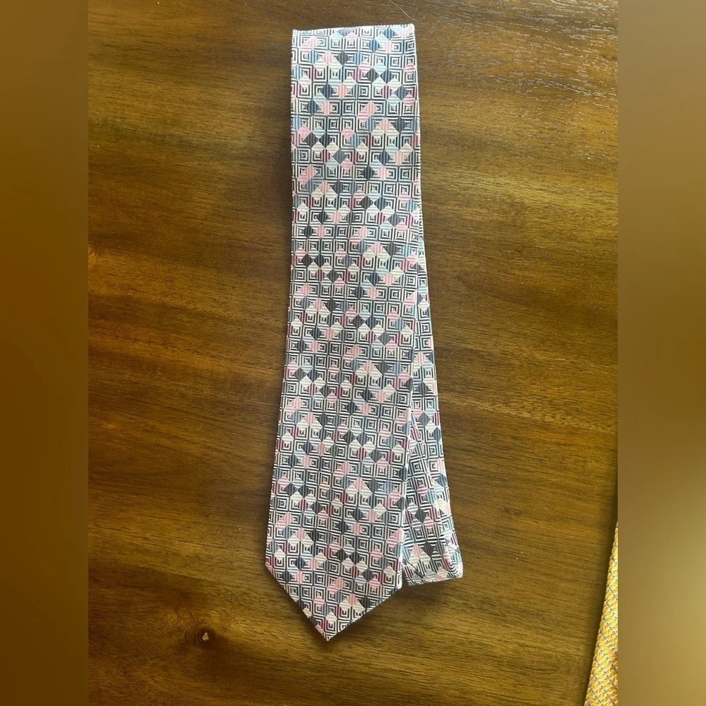 Peacock Brand Pure Silk Men’s Tie - Picture 2 of 3